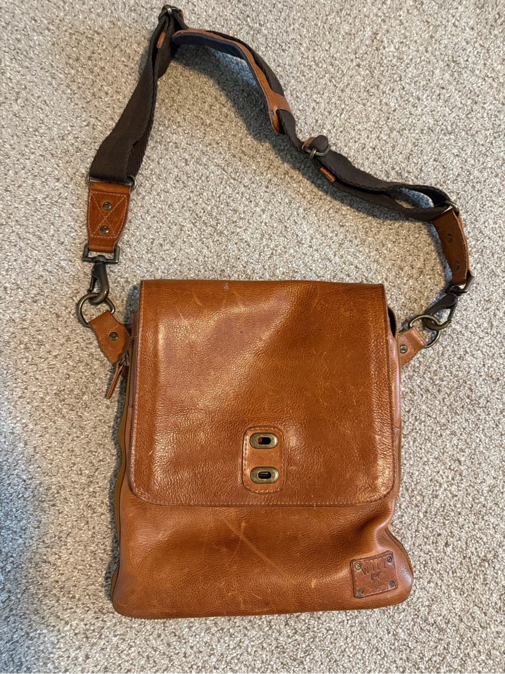 Will Leather Goods Tan Brown Leather Messenger Bag with Dark Brown Strap